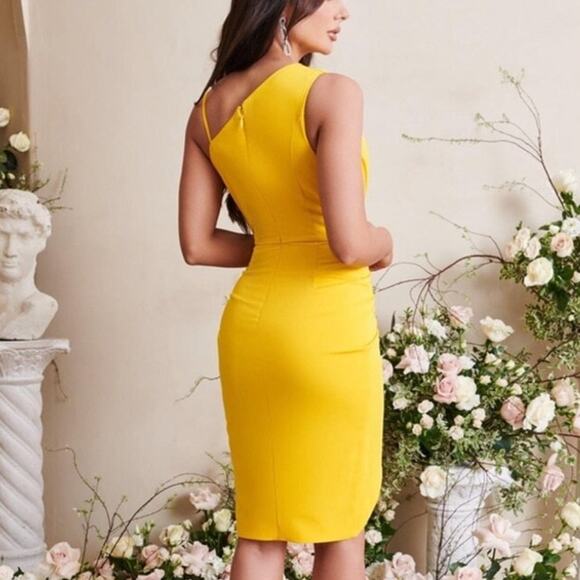 Lavish Alice Yellow Cowl Neck Wrap Midi Dress Size 6 Cocktail NWT - Picture 4 of 8